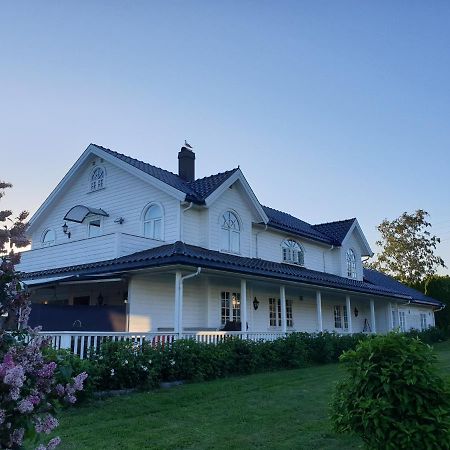 Beach Front Villa In Tonsberg Norway Only July 20-25 Eksteriør billede