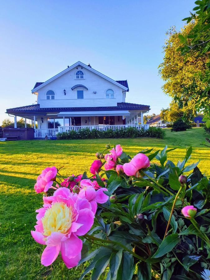 Beach Front Villa In Tonsberg Norway Only July 20-25 Eksteriør billede