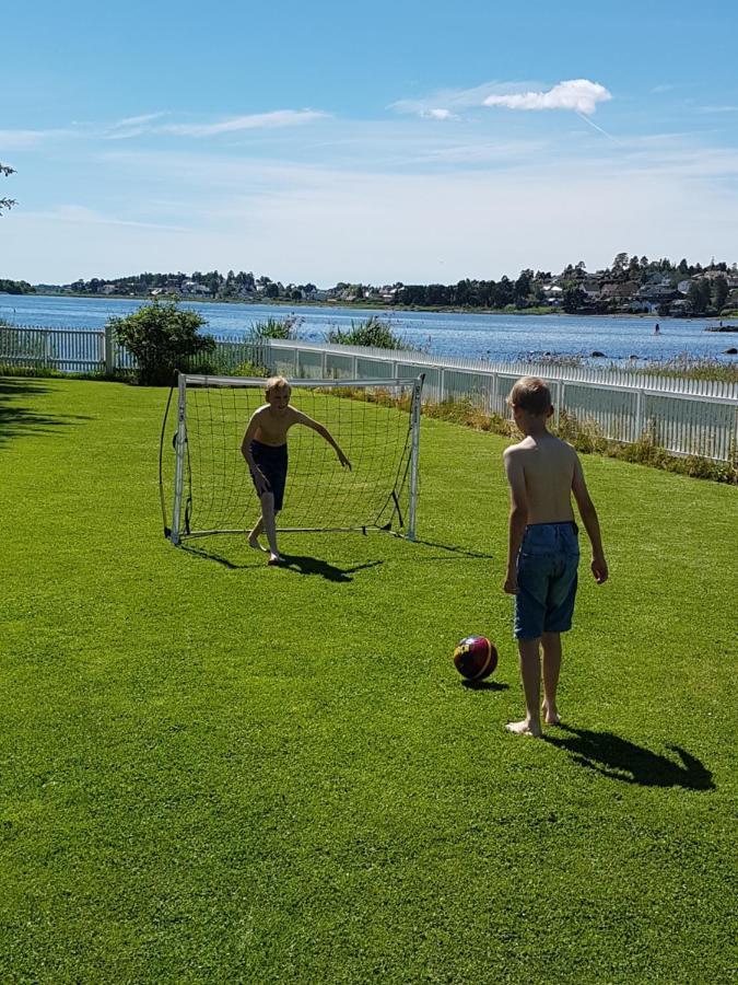 Beach Front Villa In Tonsberg Norway Only July 20-25 Eksteriør billede