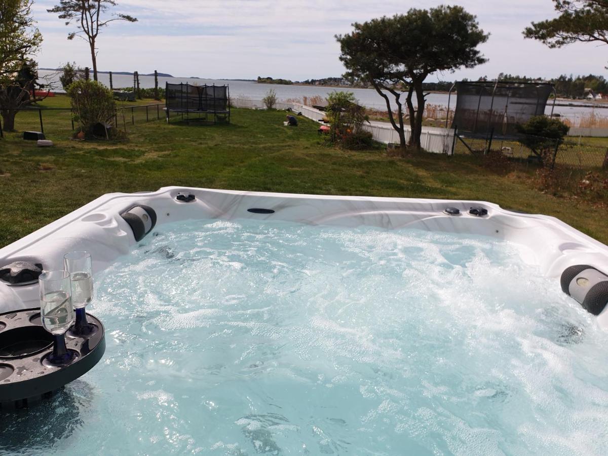Beach Front Villa In Tonsberg Norway Only July 20-25 Eksteriør billede