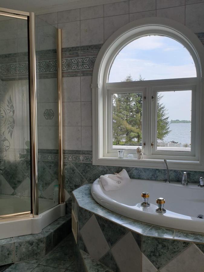Beach Front Villa In Tonsberg Norway Only July 20-25 Eksteriør billede