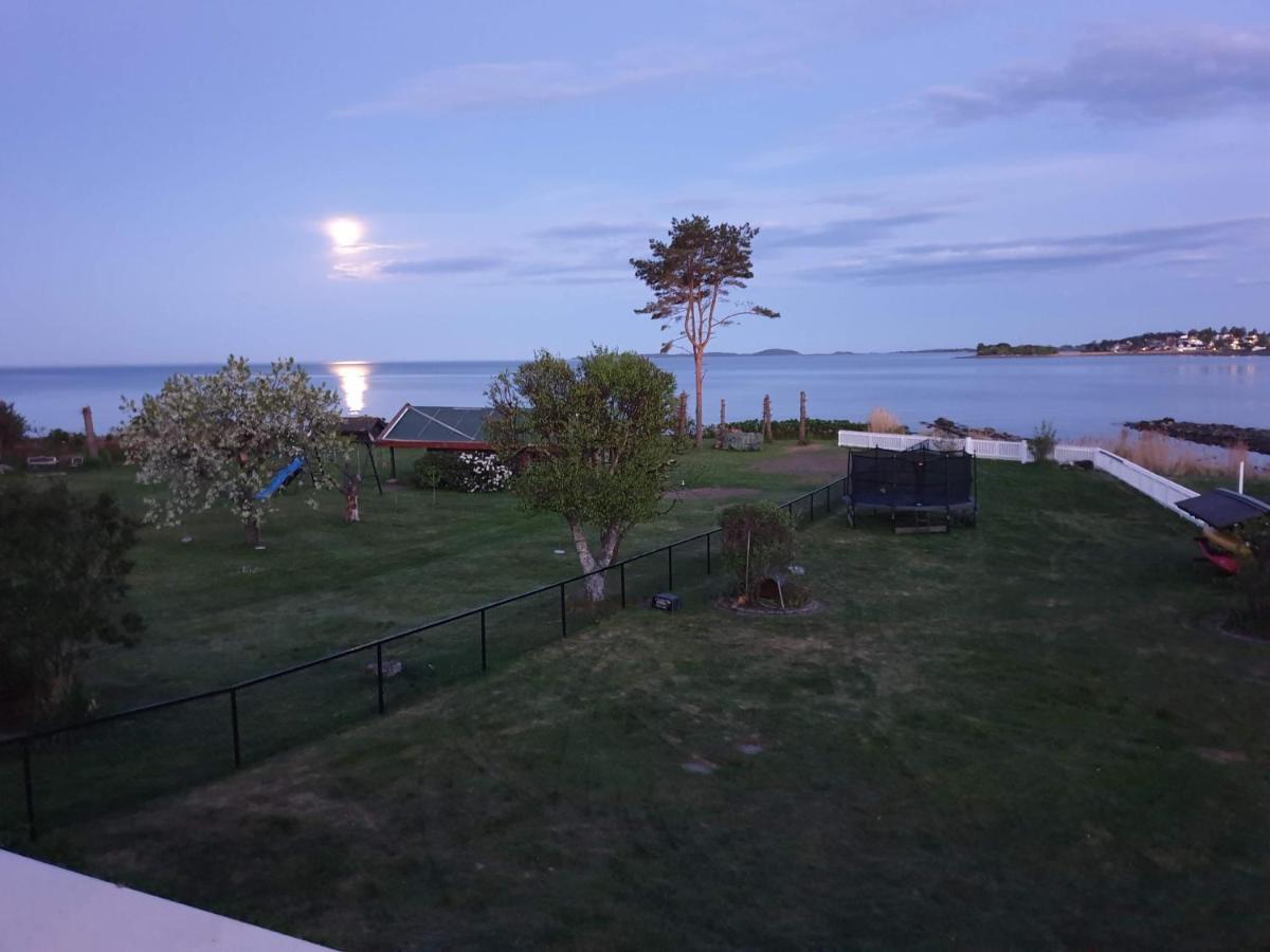 Beach Front Villa In Tonsberg Norway Only July 20-25 Eksteriør billede